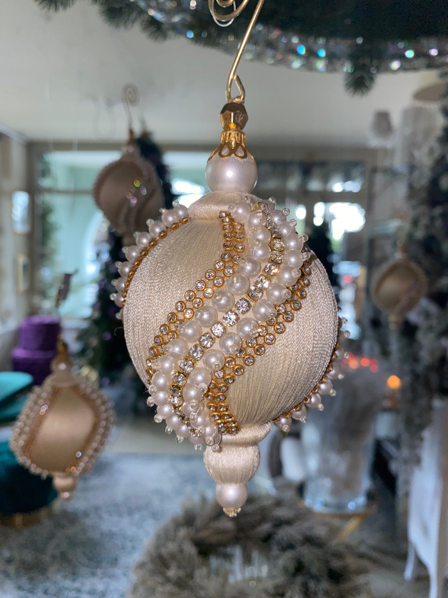 Pallina natalizia con perle